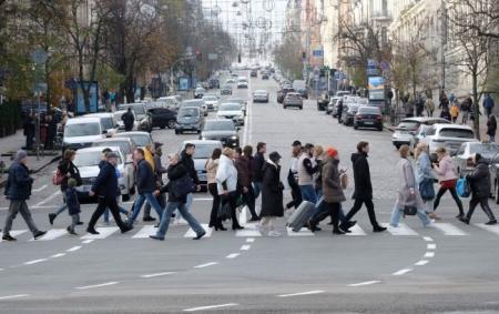 Скільки осіб насправді мешкає в Україні в умовах війни: аналіз демографа.